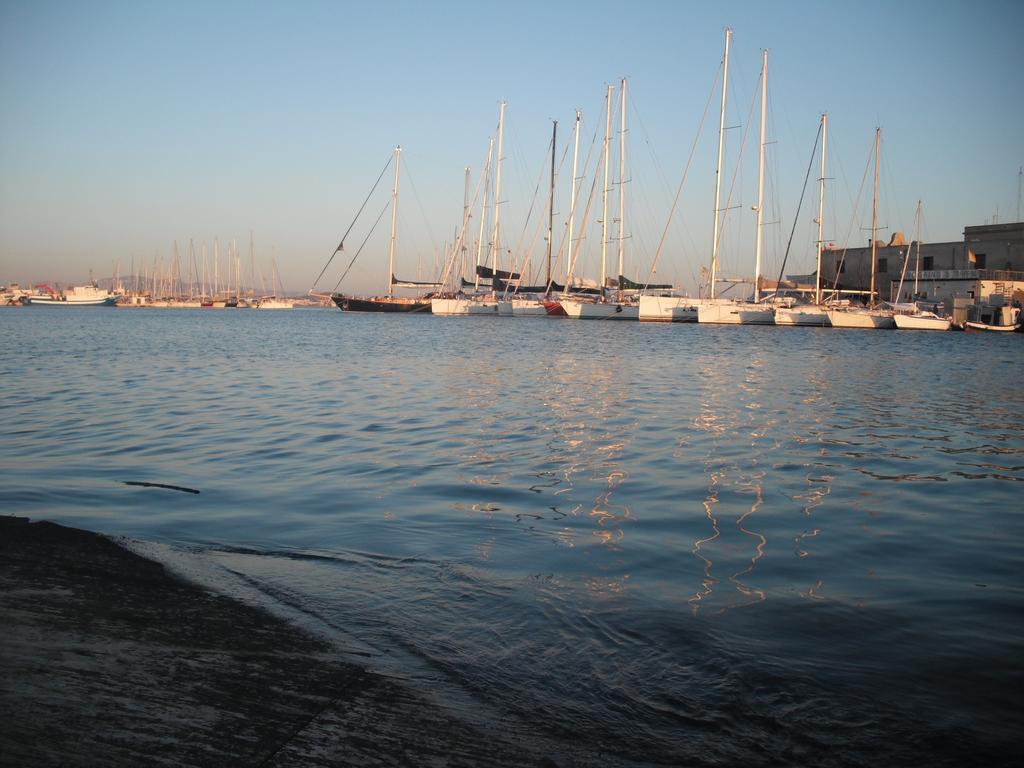 Appartamenti Corollai Trapani Buitenkant foto